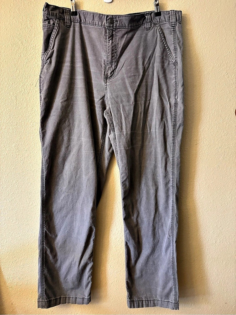 Carhartt B151 Loose Original Fit Canvas Utility Carpenter Pants.